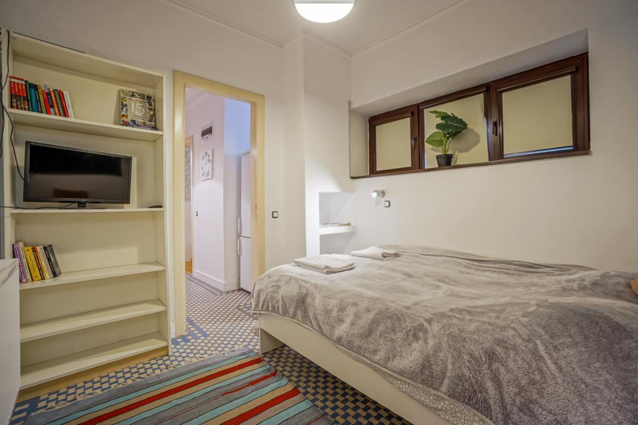 Victoriei Blue Apartment Букурещ Екстериор снимка